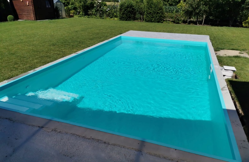 Caribe é uma das membranas reforçadas mais populares que Cefil Pool instalar em piscinas
