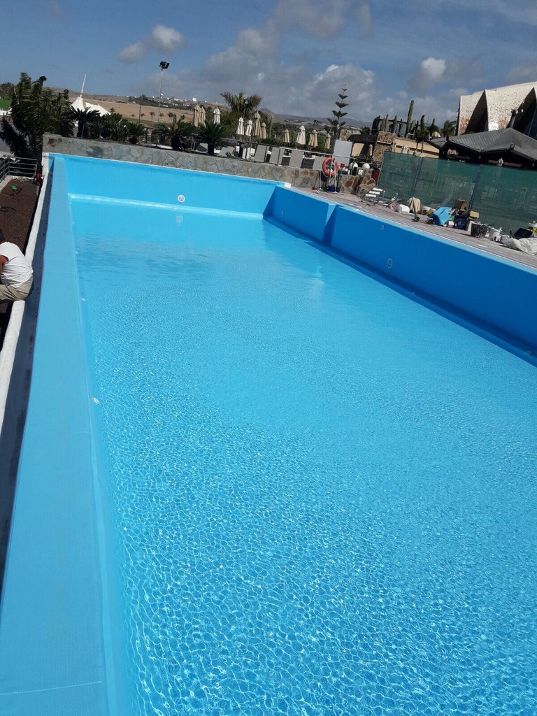 La Francia è una delle membrane rinforzate più popolari che Cefil Pool installare nelle piscine