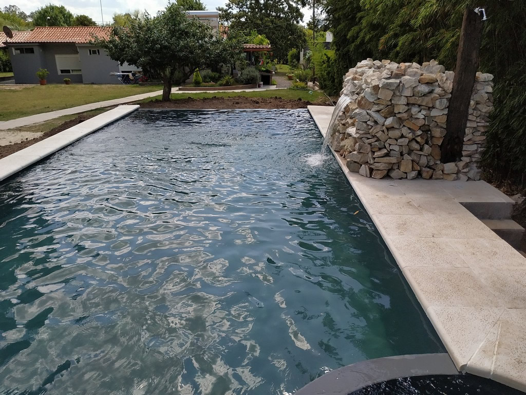 Серый антрацит — одна из самых популярных армированных мембран, Cefil Pool устанавливать в бассейнах