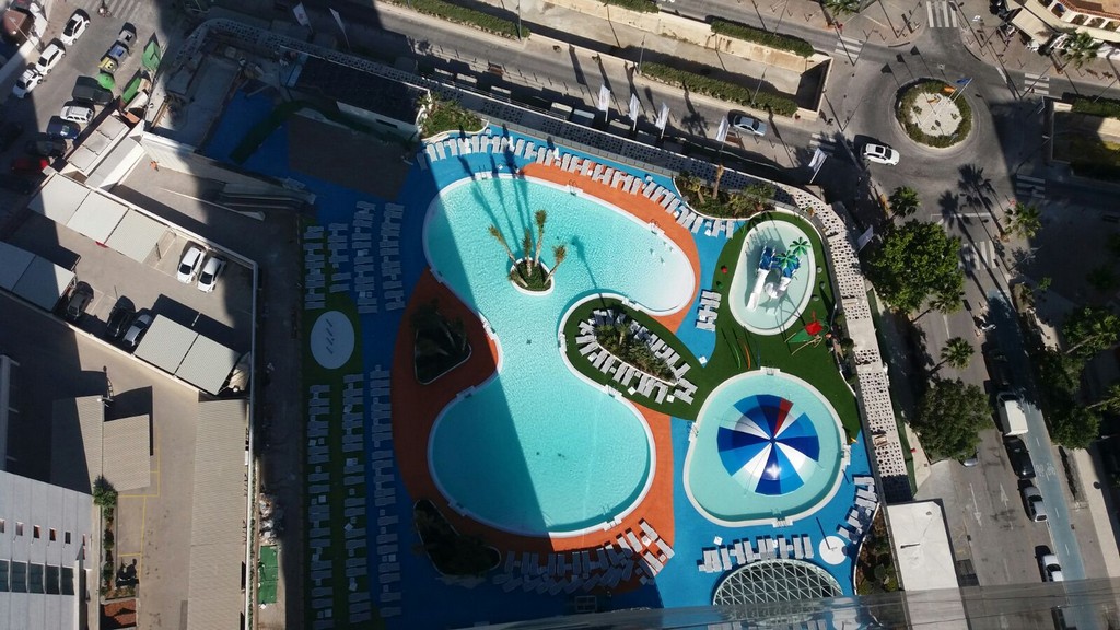 Inter – одна из самых популярных армированных мембран, Cefil Pool устанавливать в бассейнах