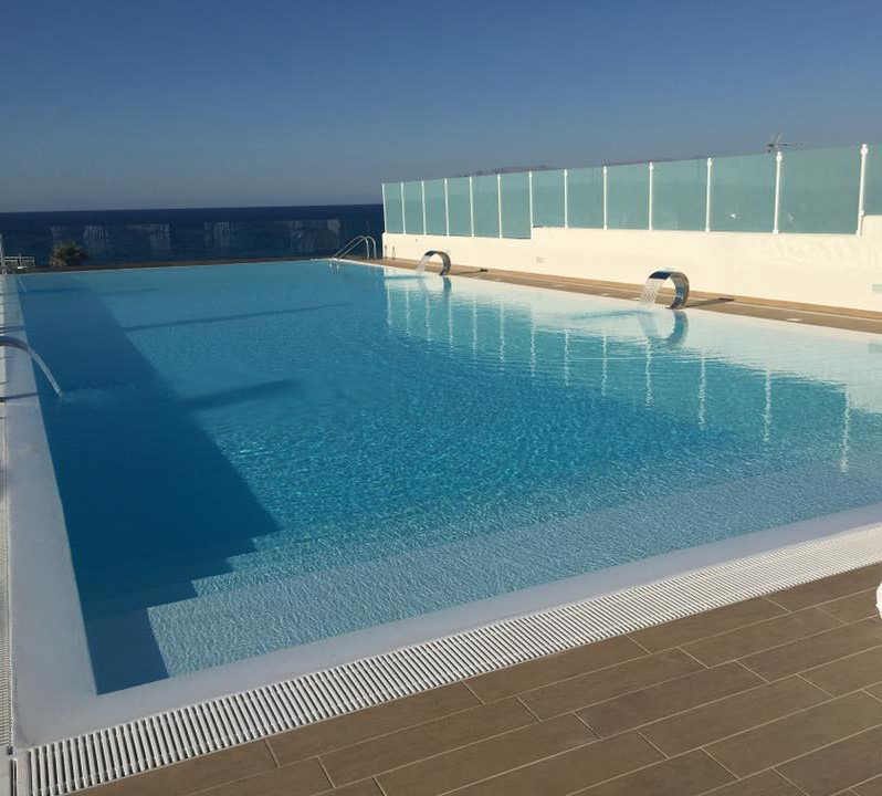 Inter est l'une des membranes renforcées les plus populaires qui Cefil Pool installer dans les piscines