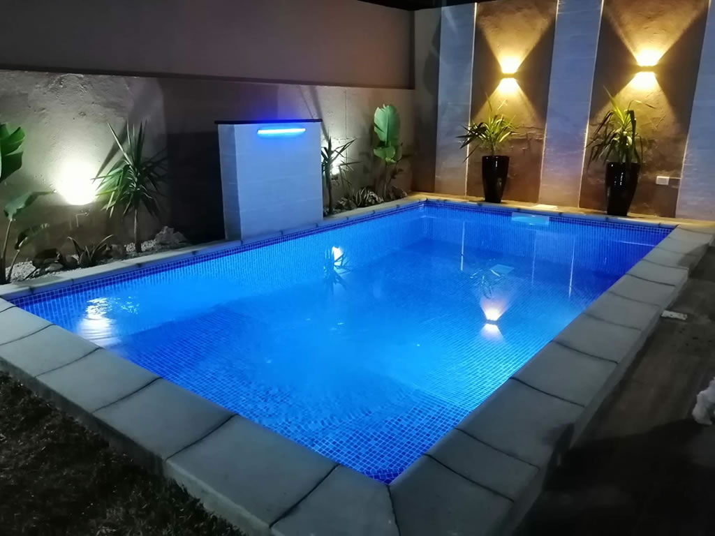 Mediterraneo – одна из самых популярных армированных мембран, Cefil Pool устанавливать в бассейнах