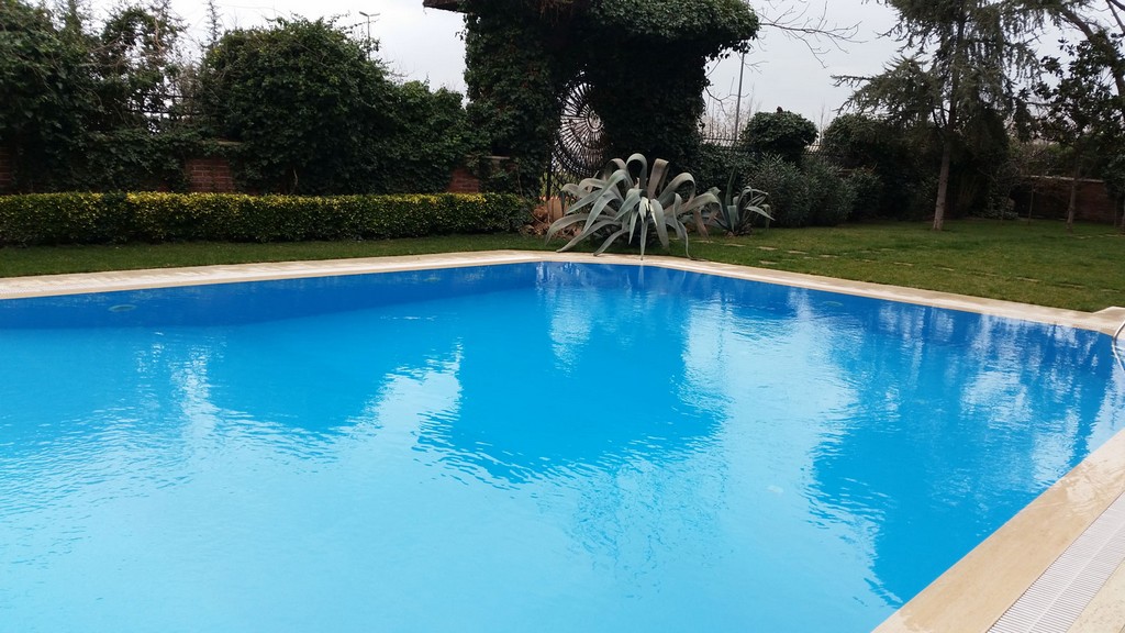 Urdike es una de las membranas armadas más populares que Cefil Pool instala en piscinas