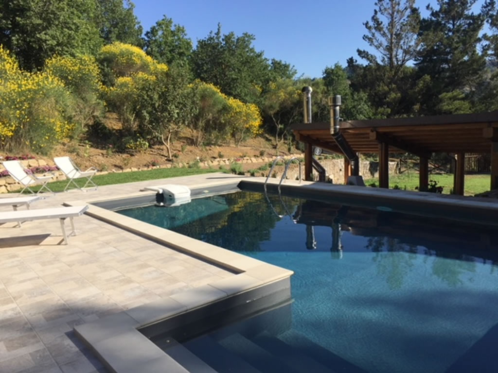 Grigio antracite Tesela è una delle membrane rinforzate più popolari che Cefil Pool installare nelle piscine