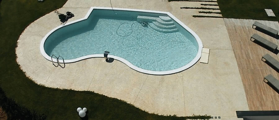 Grey Clair Comfort ist eine der beliebtesten rutschfesten verstärkten Membranen Cefil Pool in Schwimmbädern installieren