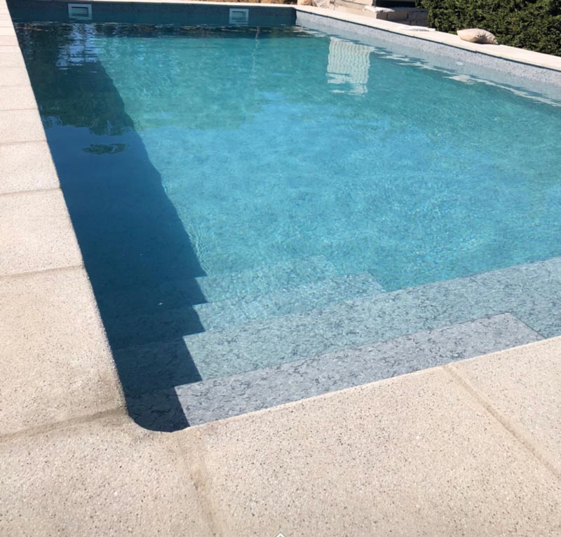 Ciclon é uma das membranas reforçadas mais populares que Cefil Pool instalar em piscinas